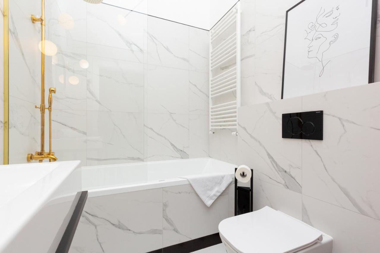 Lux Golden Apartment Praga Kepna By Renters Prestige วอร์ซอ ภายนอก รูปภาพ